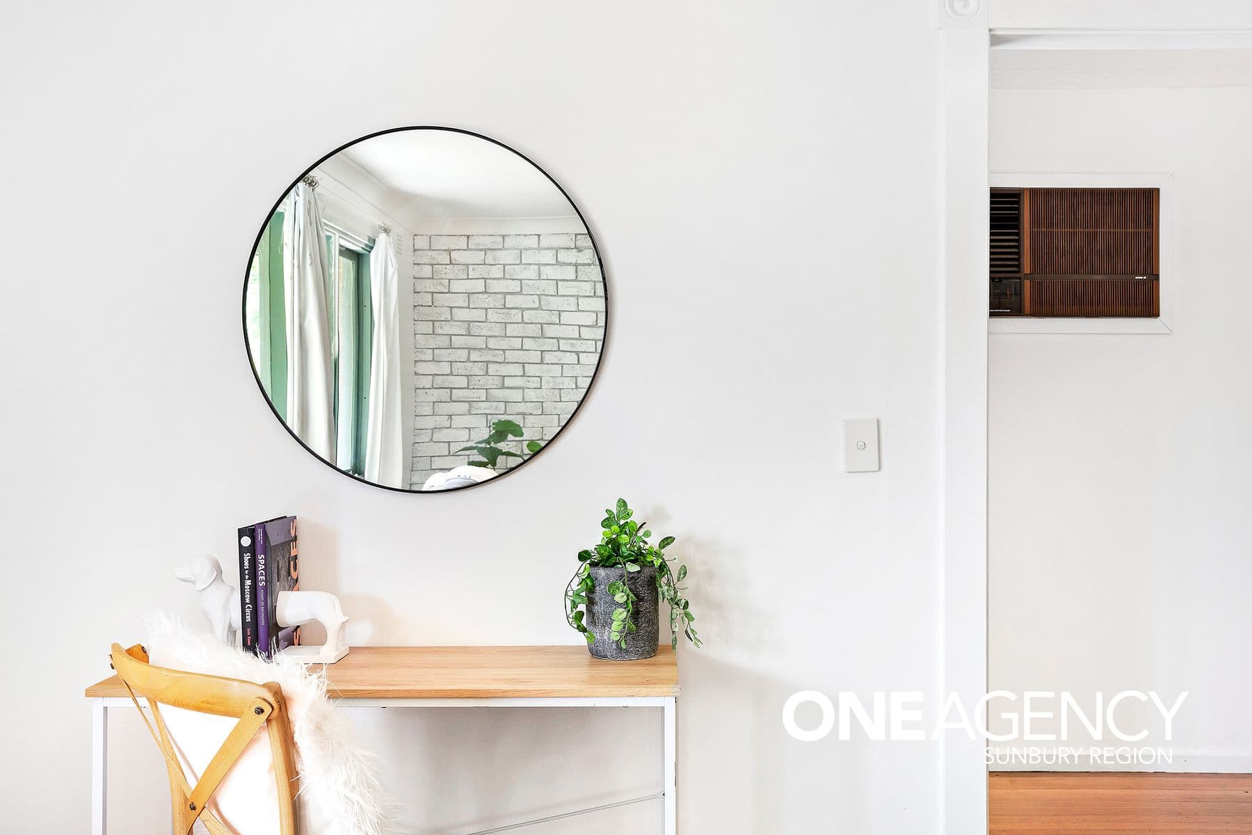 1 Deakin Street, Sunbury, Sunbury - Thumbnail 3