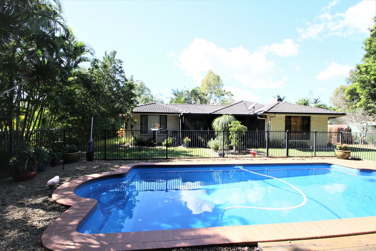 11 Foxwood Court, Dundowran Beach, Dundowran Beach - Image 1