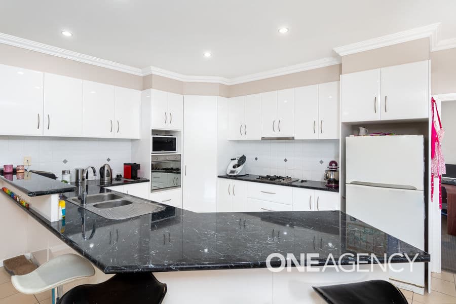 36 YARRAWAH Crescent, Bourkelands, Bourkelands - Thumbnail 4