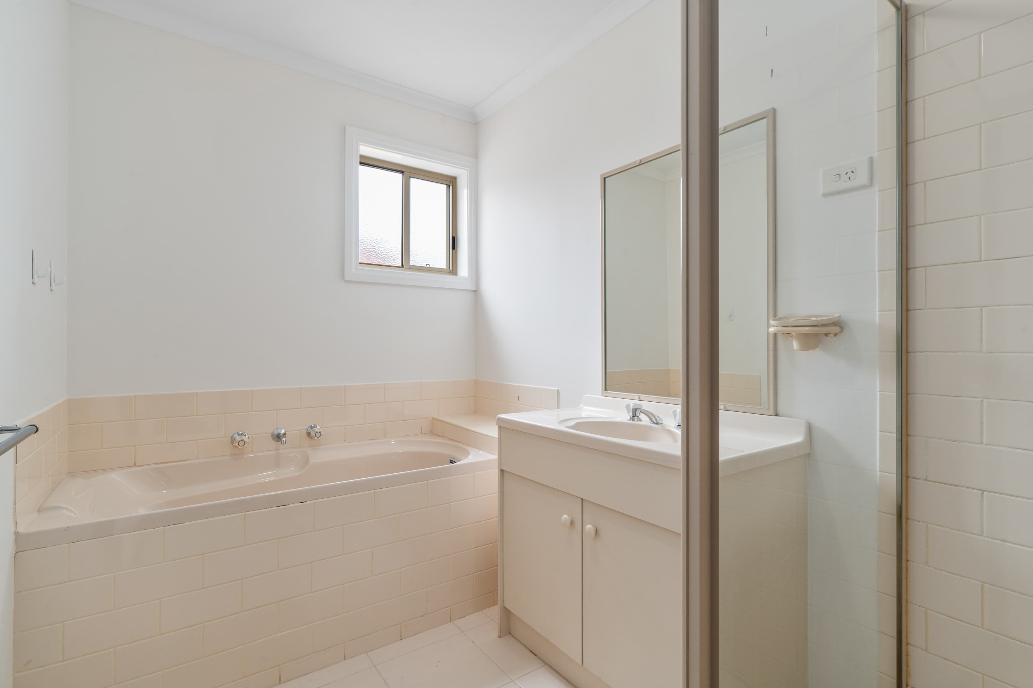 2/49 Guelph Street, Somerville, Somerville - Thumbnail 6