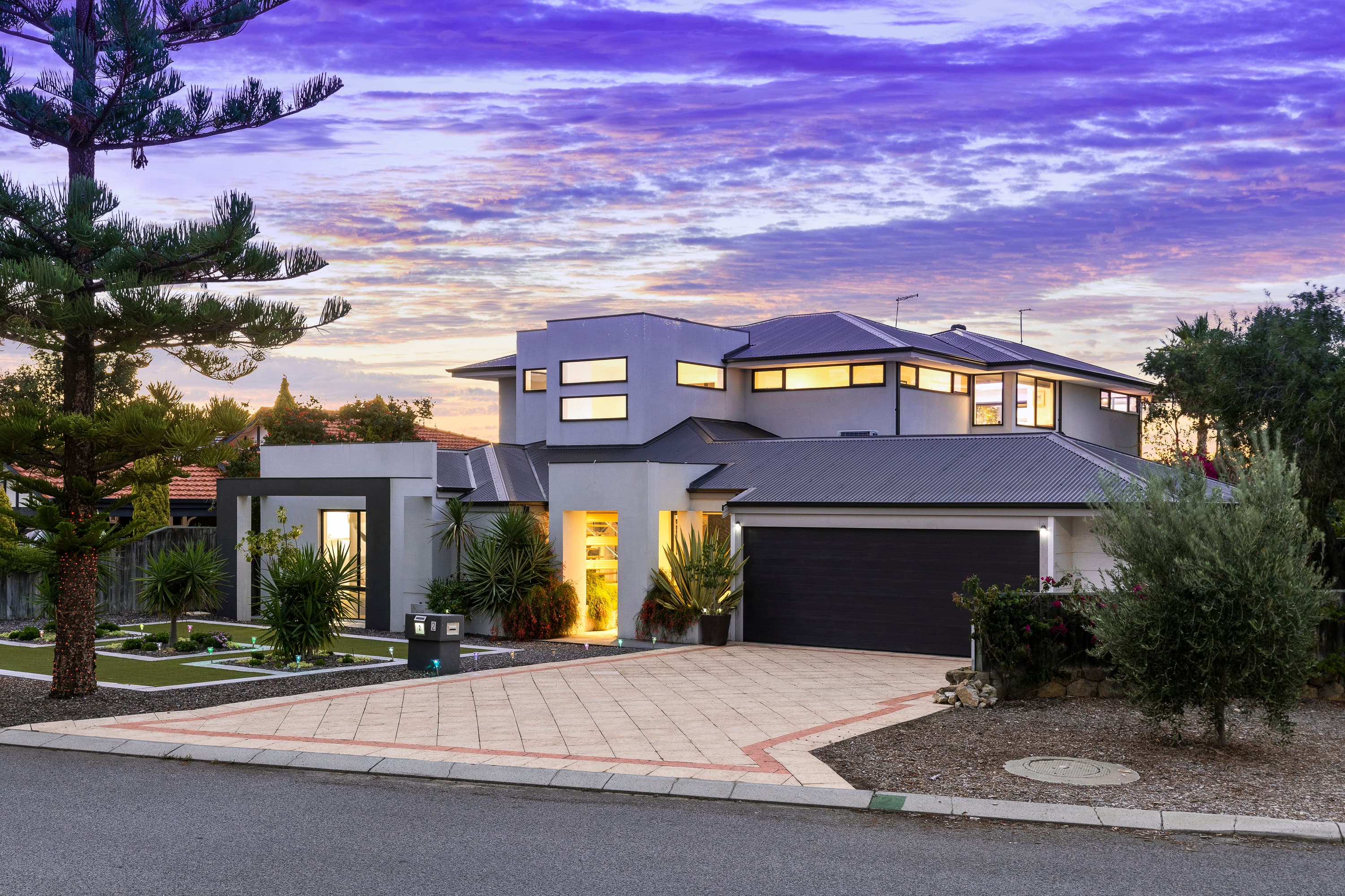 2 Pebble Beach Edge, Connolly, Connolly - Image 1