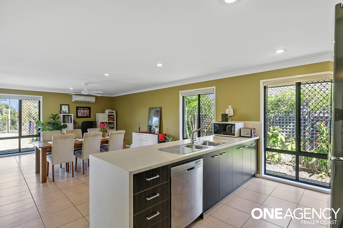 16 Golden Grove Court, Eli Waters, Eli Waters - Thumbnail 8
