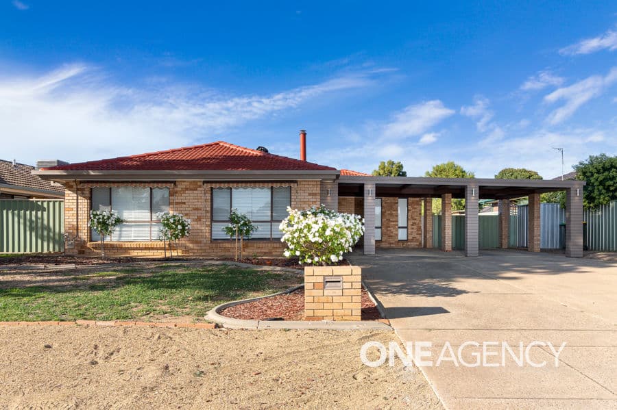 16 UNDURRA Drive, Glenfield Park, Parklea - Image 1