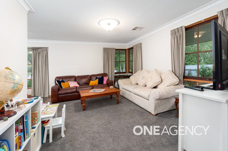10 SPOKES Street, Kooringal, Dean Park - Thumbnail 2