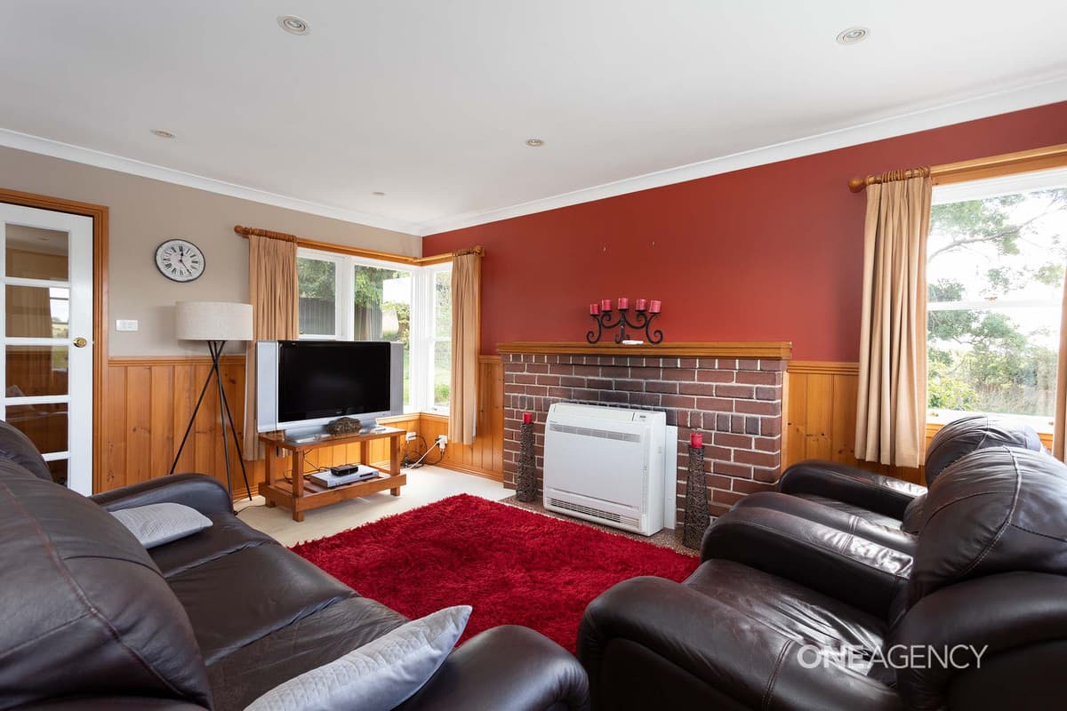 115 Village Lane, Somerset, Somerset - Thumbnail 5