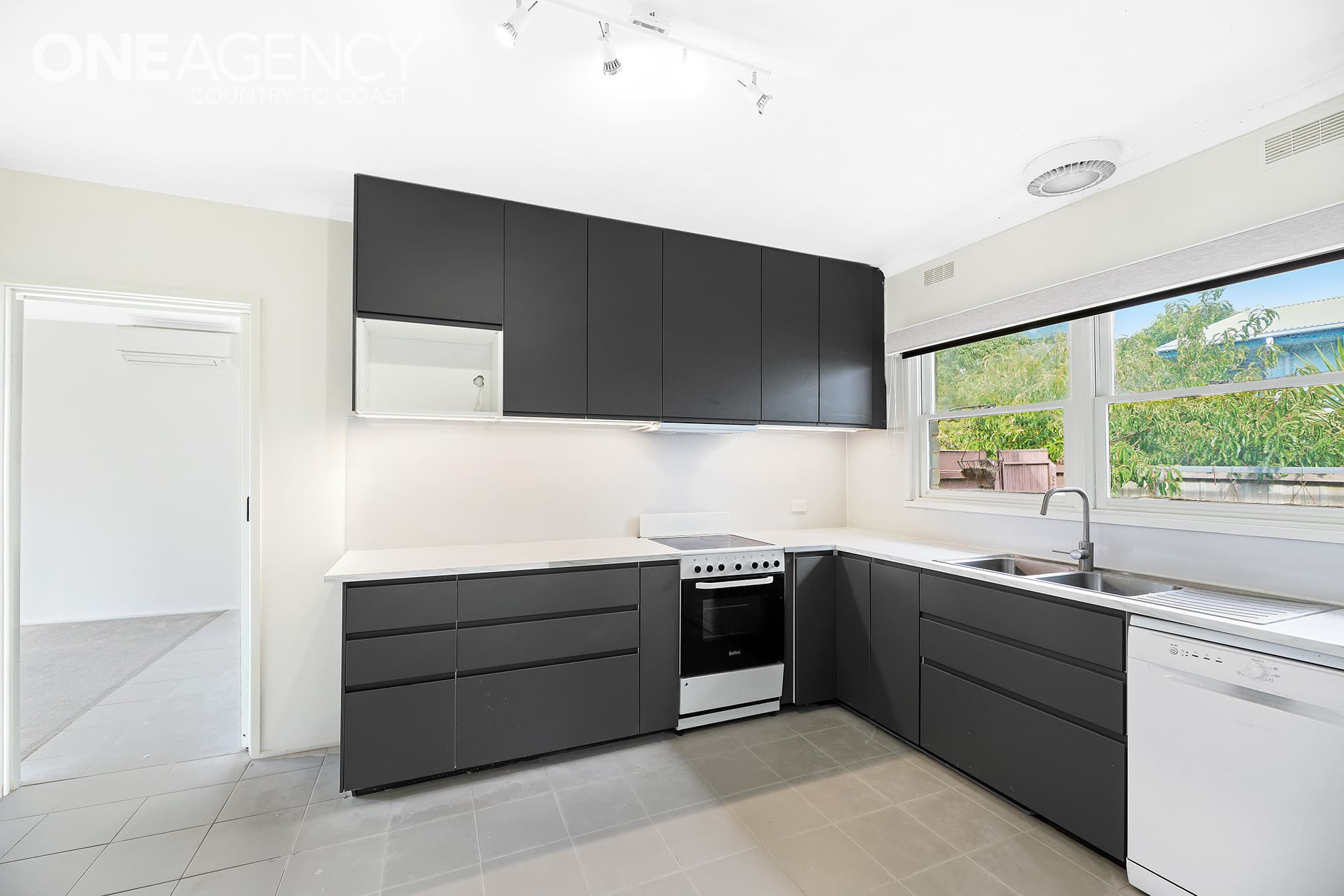 66 Lock Road, Rhyll, Rhyll - Thumbnail 3