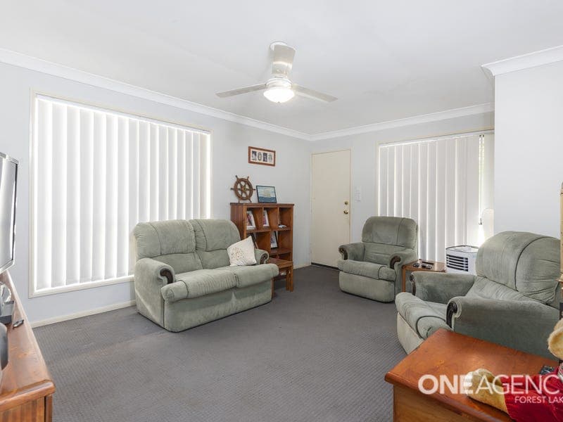 24 Spurway Street, Heritage Park, Heritage Park - Thumbnail 2