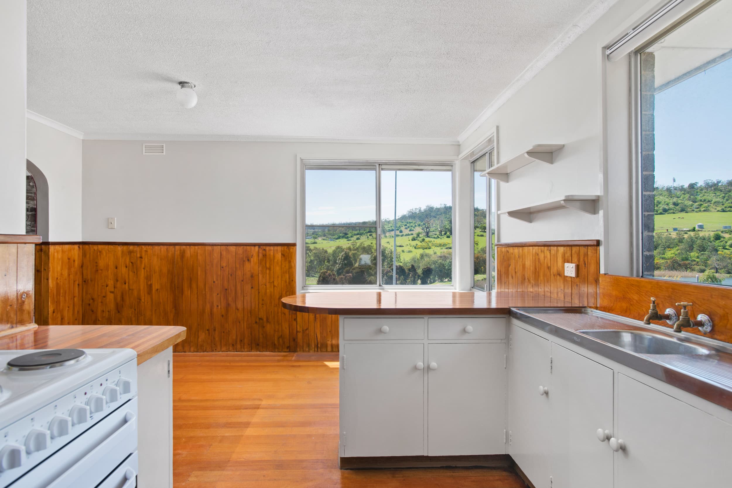 33 Naroo Street, Waverley, Waverley - Thumbnail 2