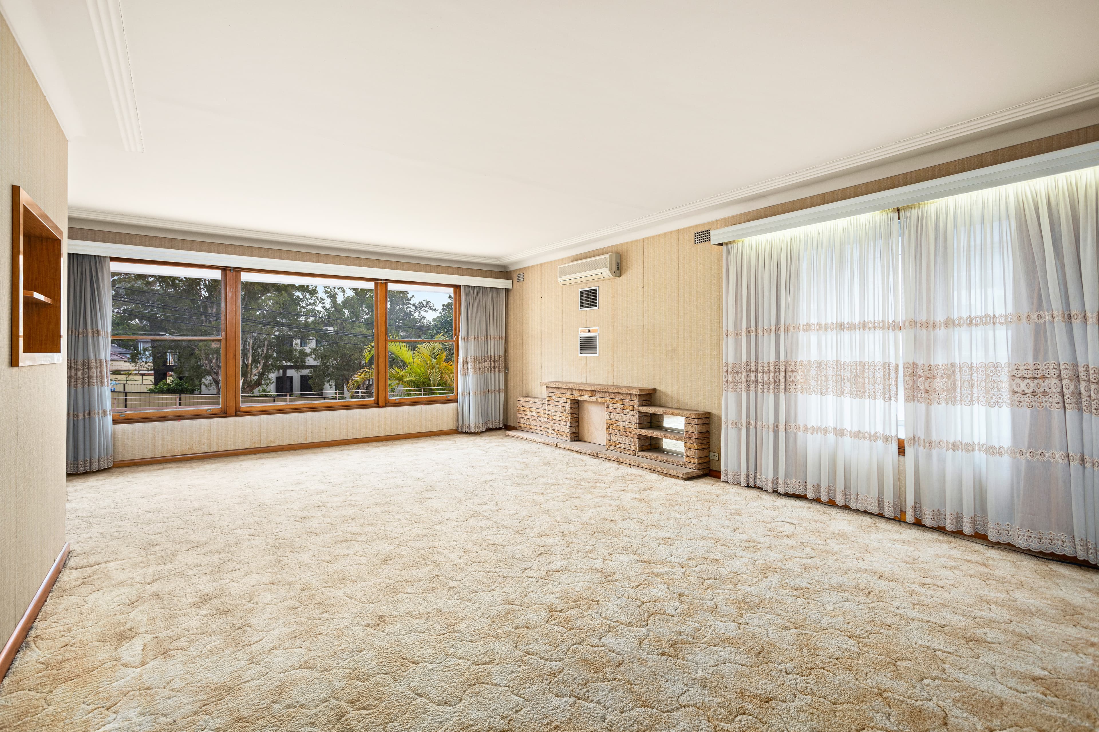 12 Sackville Street, Hurstville, Hurstville - Thumbnail 2