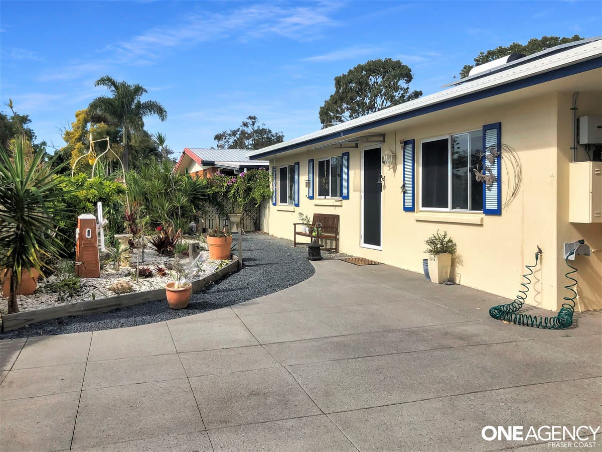 15 White Street, Point Vernon, Point Vernon - Image 1