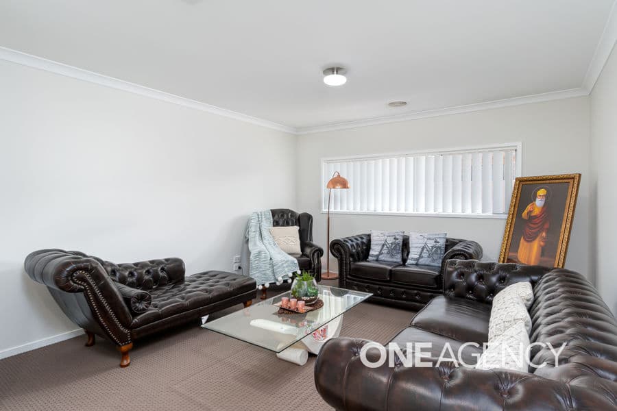 60 BARMEDMAN Avenue, Gobbagombalin, Gobbagombalin - Thumbnail 2