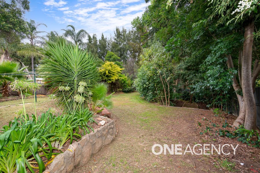 12 COLONG Place, Kooringal, Kooringal - Thumbnail 7