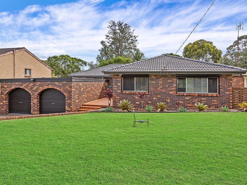 4 Swain Crescent, Dapto, Dapto - Image 1
