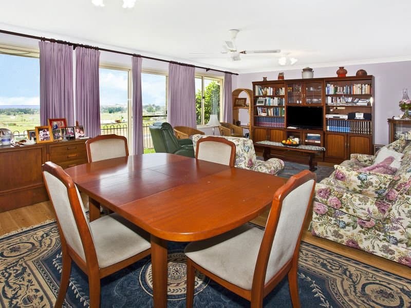 54 Sanderson Road, Kanahooka, Kanahooka - Thumbnail 3