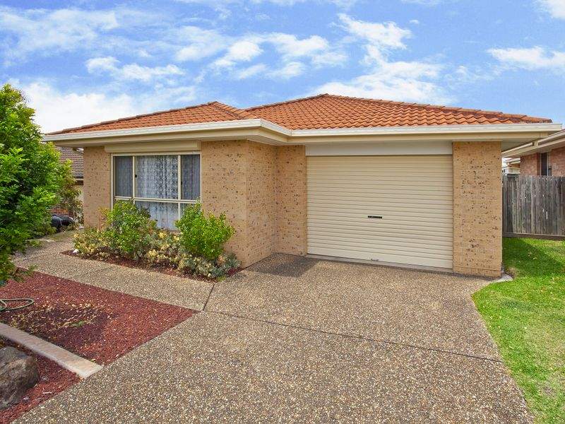 54 Sanderson Road, Kanahooka, Kanahooka - Image 1