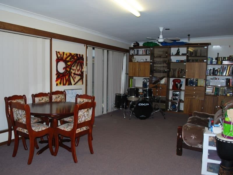 6 Howell Avenue, Kanahooka, Kanahooka - Thumbnail 7