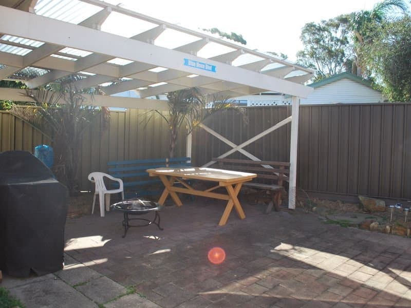 6 Howell Avenue, Kanahooka, Kanahooka - Thumbnail 8