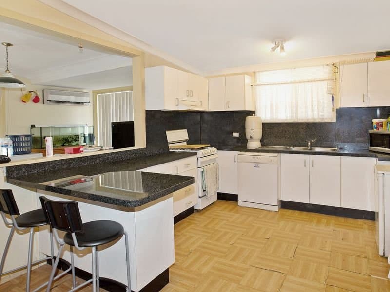 54 Parkside Drive, Dapto, Dapto - Thumbnail 3
