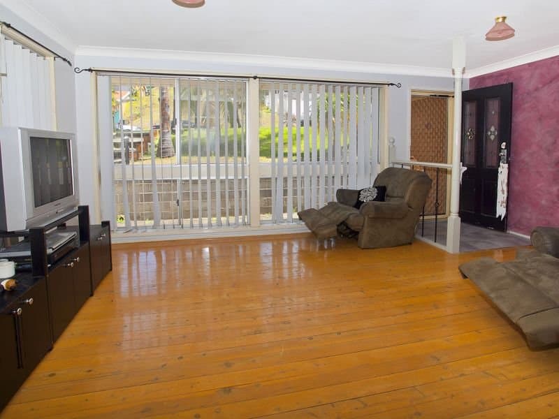 32 Tait Avenue, Kanahooka, Kanahooka - Thumbnail 2