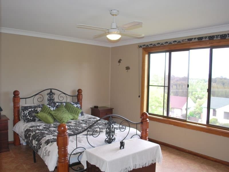 41 Essex Street, Berkeley, Berkeley - Thumbnail 5