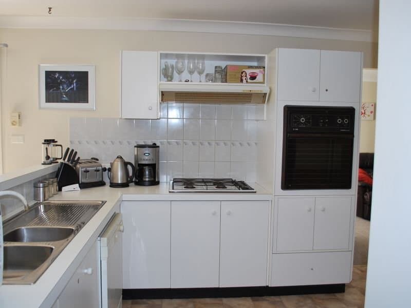 20 Golden Grove, Albion Park, Albion Park - Thumbnail 4