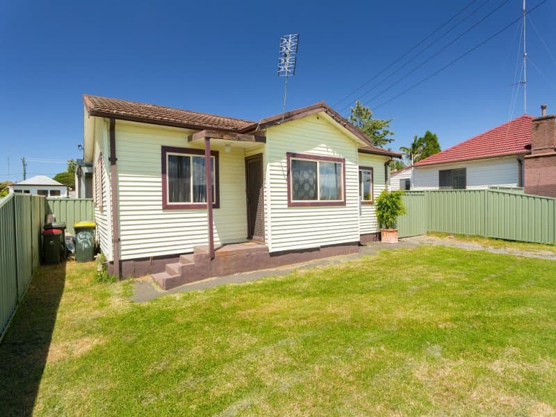 1 Western Avenue, Dapto, Dapto - Image 1