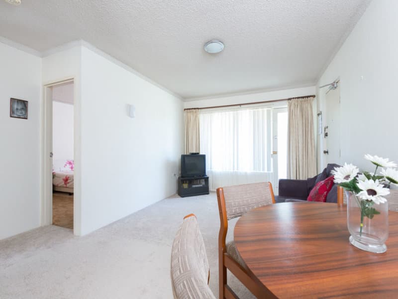 2/15 Prince Edward Drive, Brownsville, Brownsville - Thumbnail 2