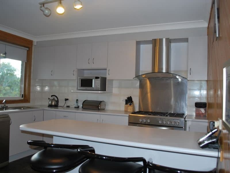 75 Nottingham Street, Berkeley, Berkeley - Thumbnail 2