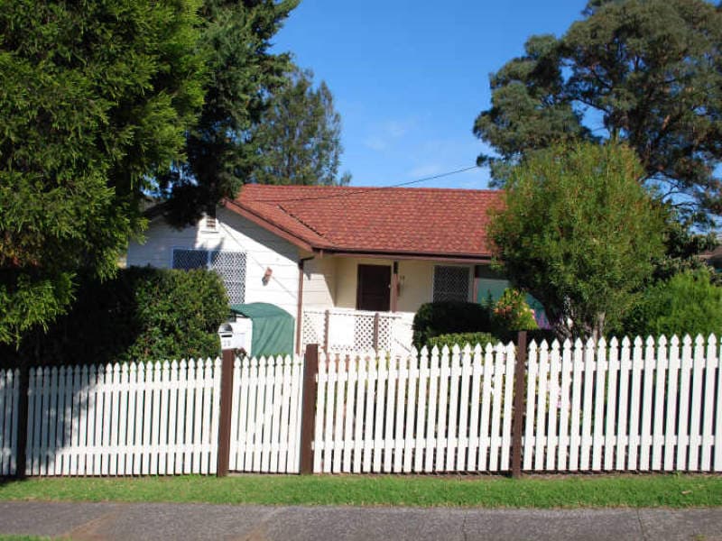 30 Gilba Road, Koonawarra, Koonawarra - Image 1