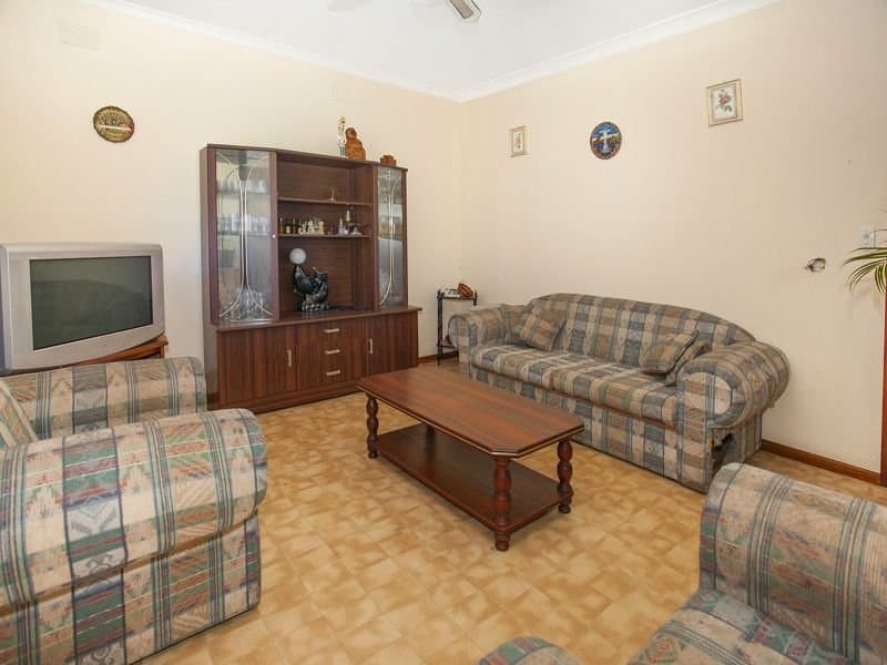 12 Lake Heights Road, Lake Heights, Lake Heights - Thumbnail 5