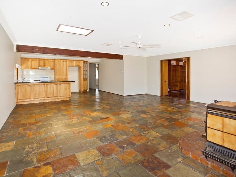 102 Compton Street, Dapto, Dapto - Thumbnail 3