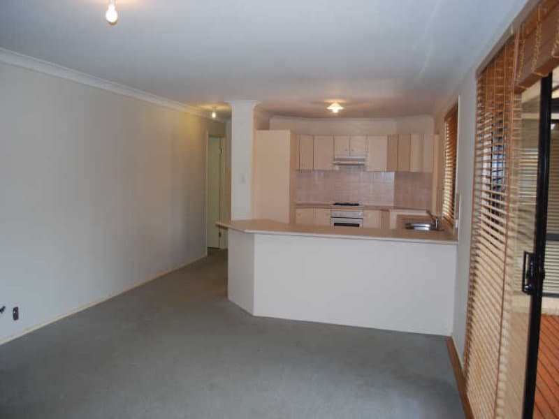 11 Springwood Street, Albion Park, Albion Park - Thumbnail 2