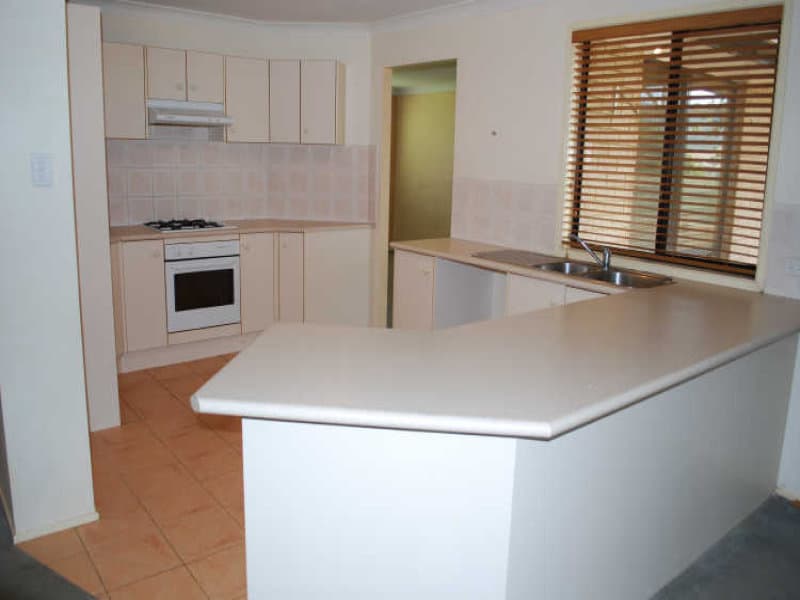 11 Springwood Street, Albion Park, Albion Park - Thumbnail 4