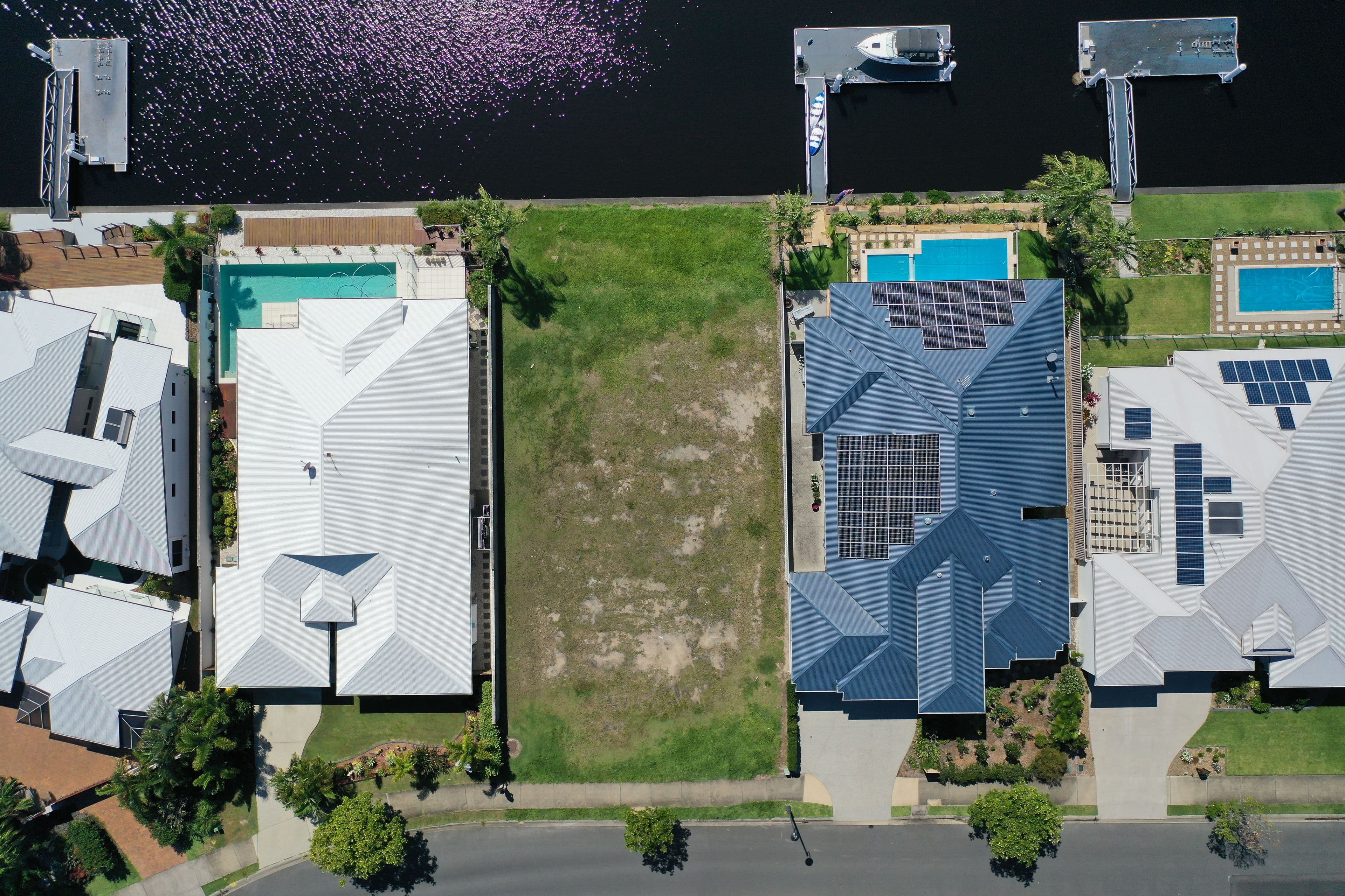 137 Marina Boulevard, Banksia Beach, Banksia Beach - Image 1
