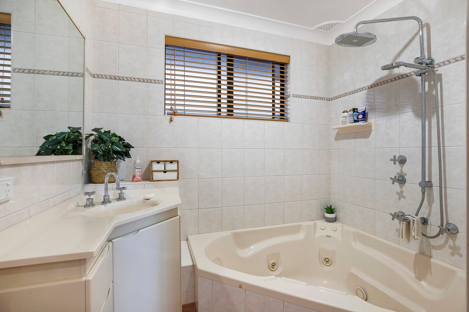 14 Dena Avenue, Narara, Narara - Thumbnail 6
