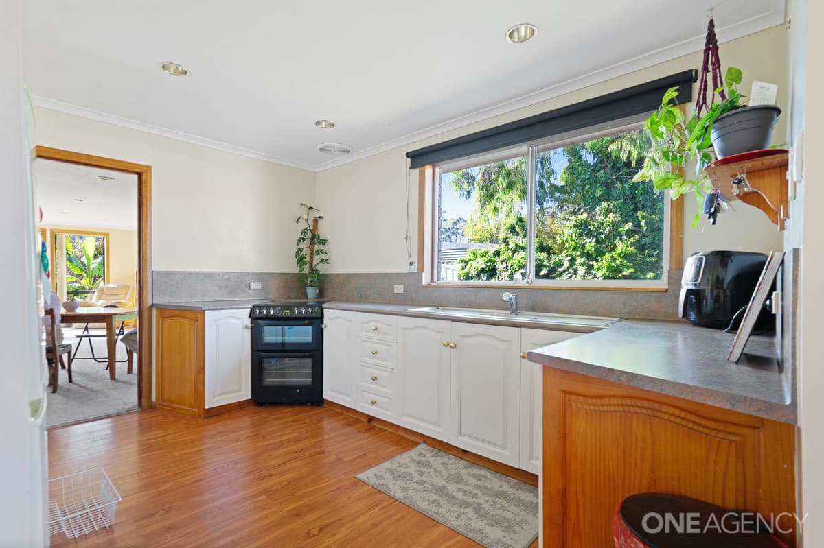 1 Riverdale Crescent, Wynyard, Berkeley - Thumbnail 2