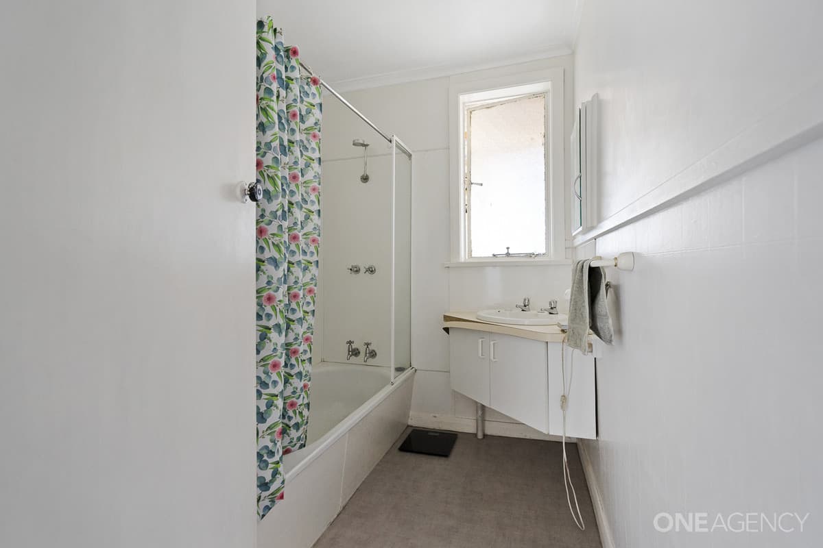 35 Ogden Street, Acton, Acton - Thumbnail 8