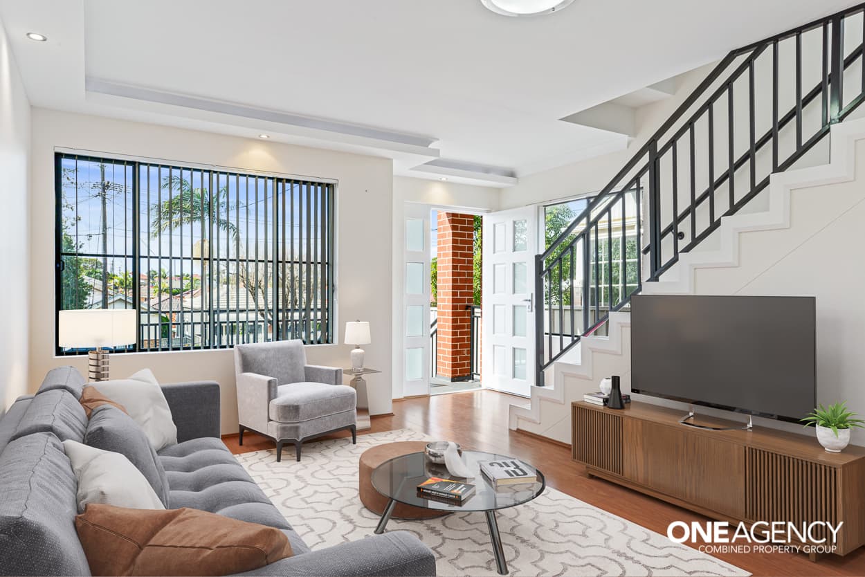 51 High Street, Carlton, Carlton - Thumbnail 2