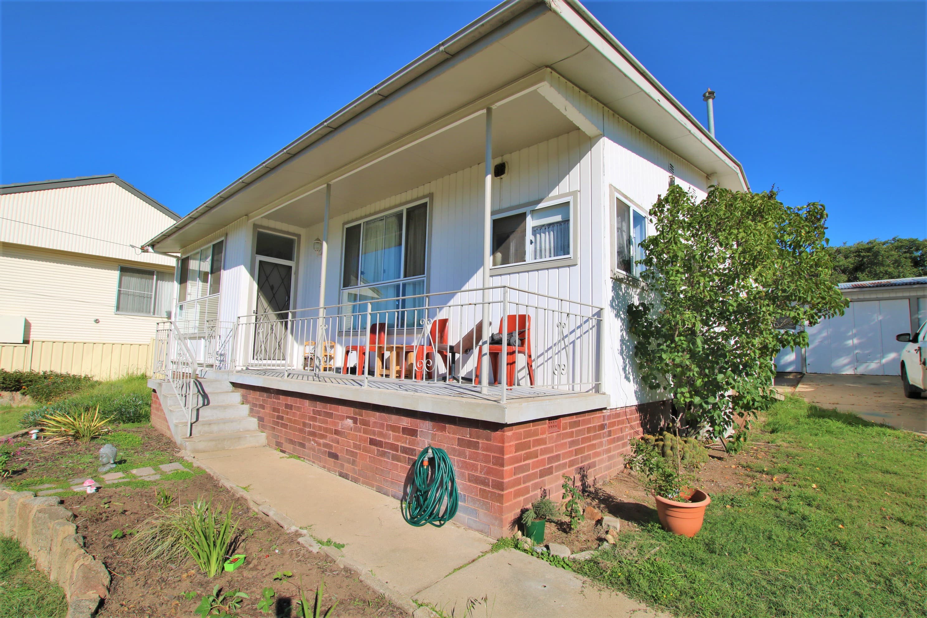 33 Culey Avenue, Cooma, Cooma - Thumbnail 2