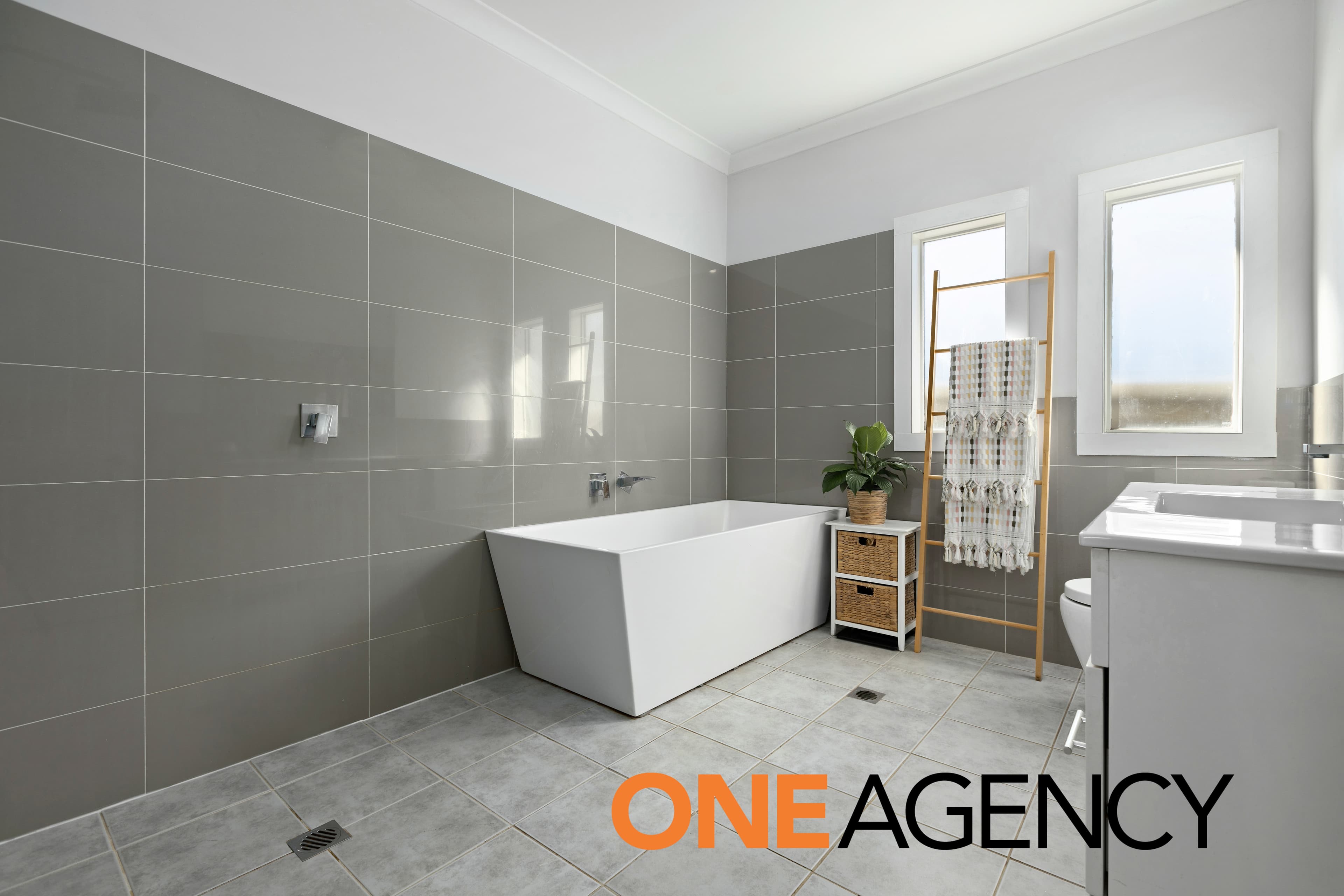 10 Leatham Avenue, Nowra, Nowra - Thumbnail 7