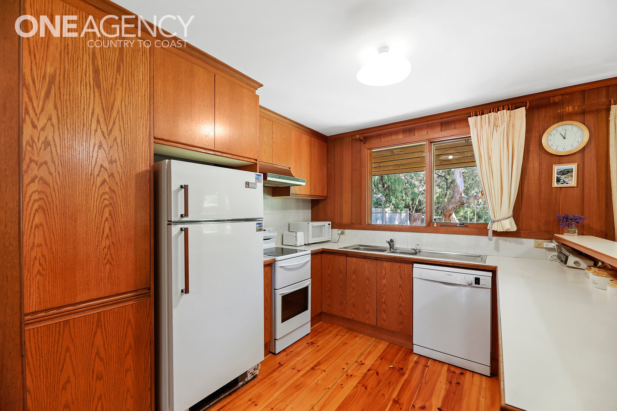 10 Hazelwood Court, Silverleaves, Silverleaves - Thumbnail 8