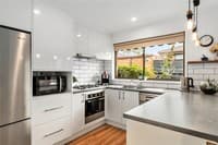 12/42 Eramosa Road, Somerville, Somerville - Thumbnail 3