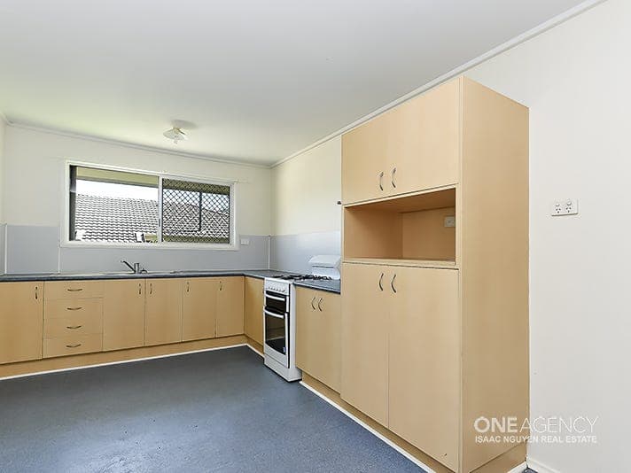 77 Sinclair Drive, Ellen Grove, Ellen Grove - Thumbnail 3