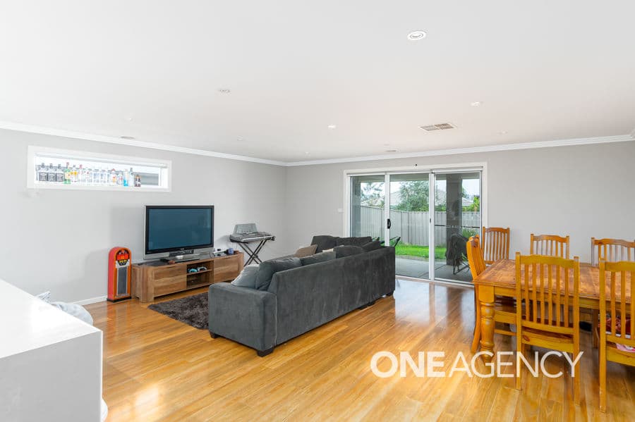 2/124 MIMA Street, Glenfield Park, Glenfield Park - Thumbnail 2