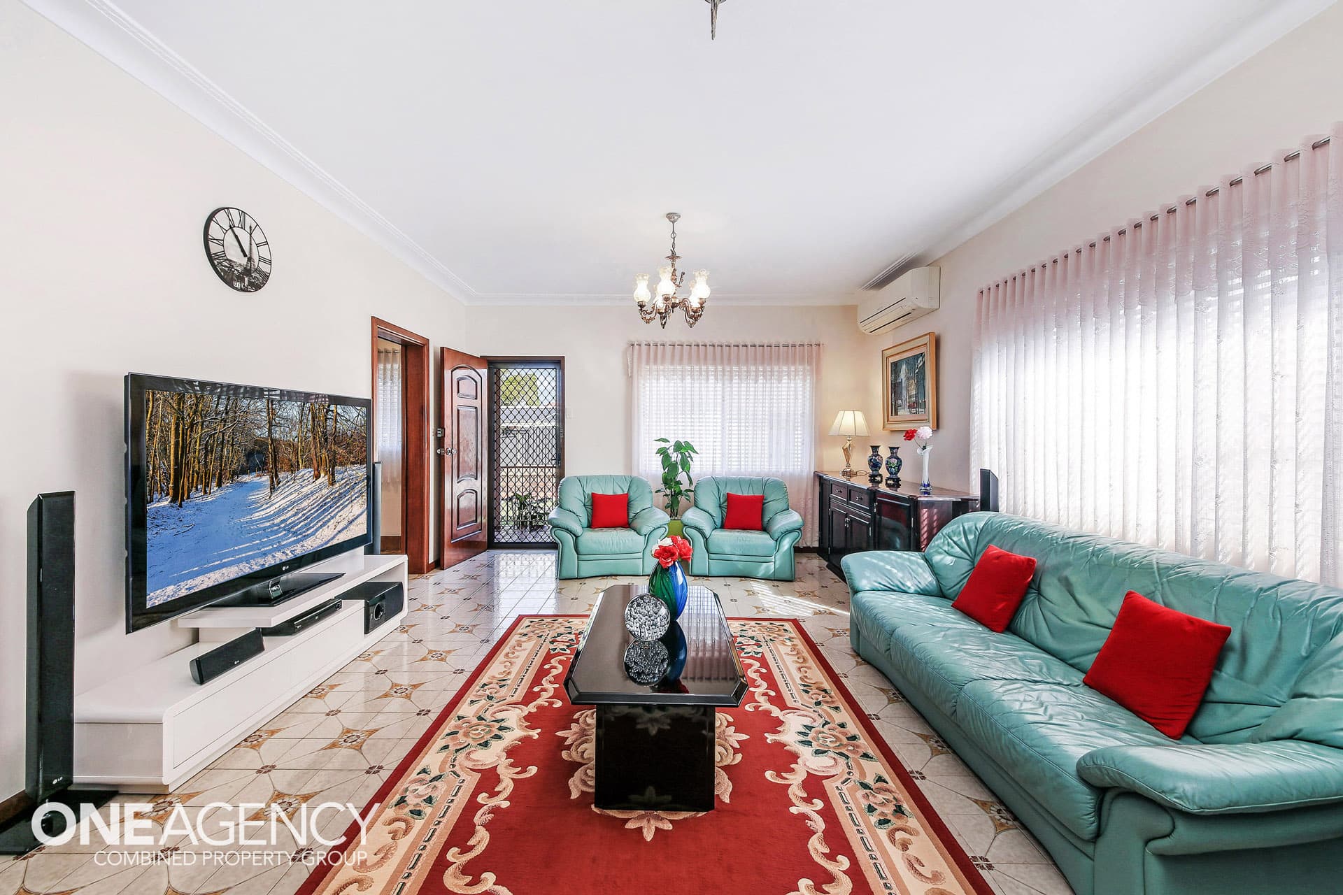 9 Doonkuna Street, Beverly Hills, Beverly Hills - Thumbnail 2