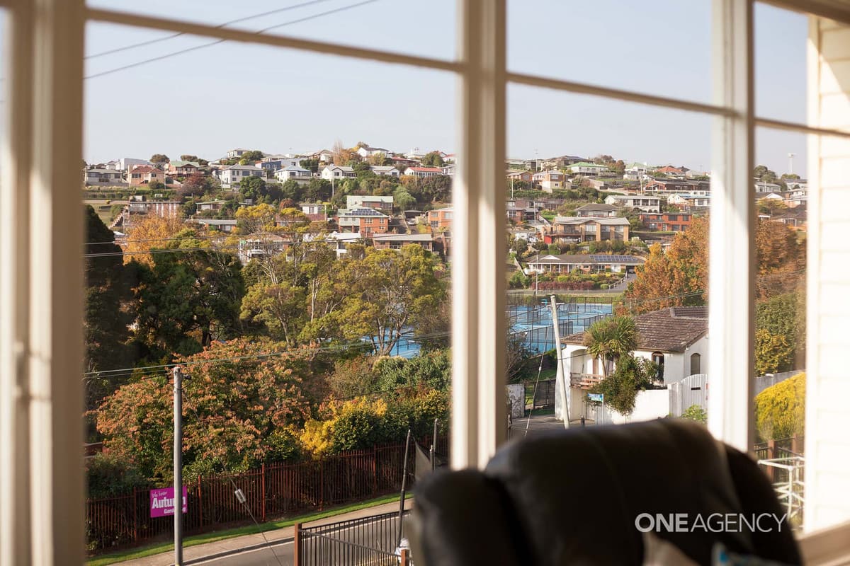 16 West Park Grove, Parklands, Parklands - Thumbnail 8