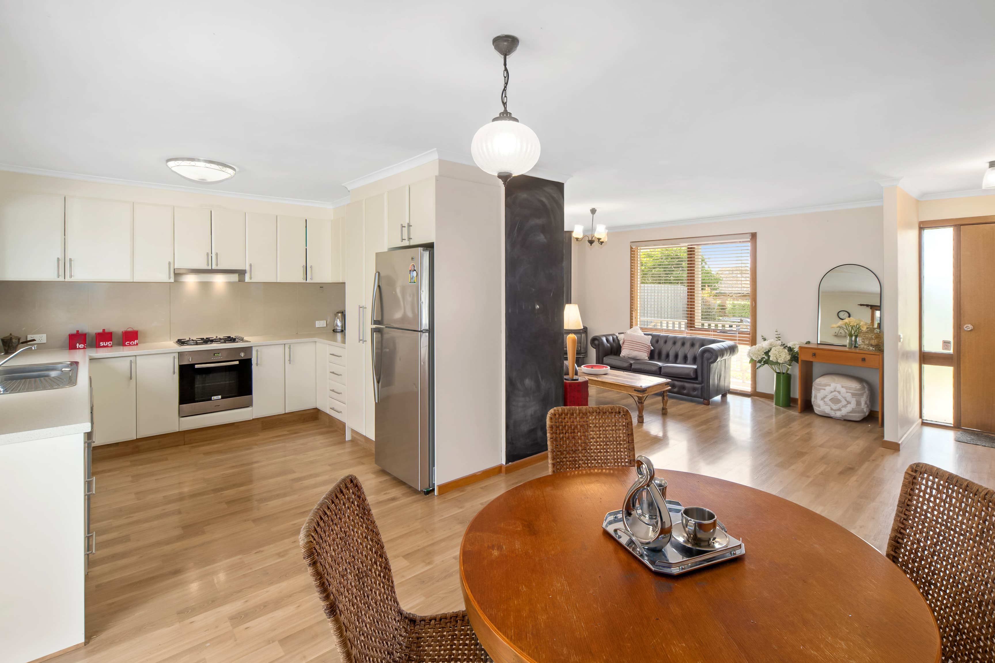 19 Nottingham Avenue, Somerville, Somerville - Thumbnail 6