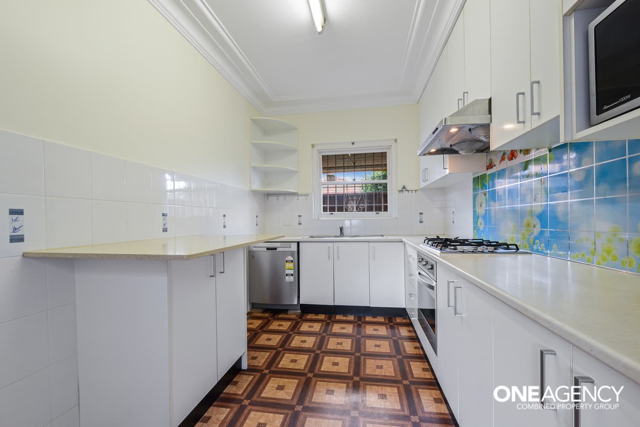 58 Warraroong Street, Beverly Hills, Beverly Hills - Thumbnail 3
