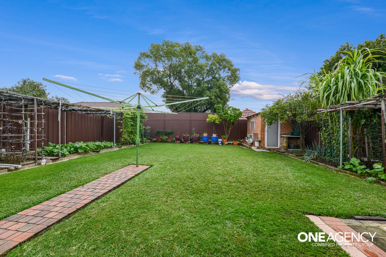 58 Warraroong Street, Beverly Hills, Beverly Hills - Image 1