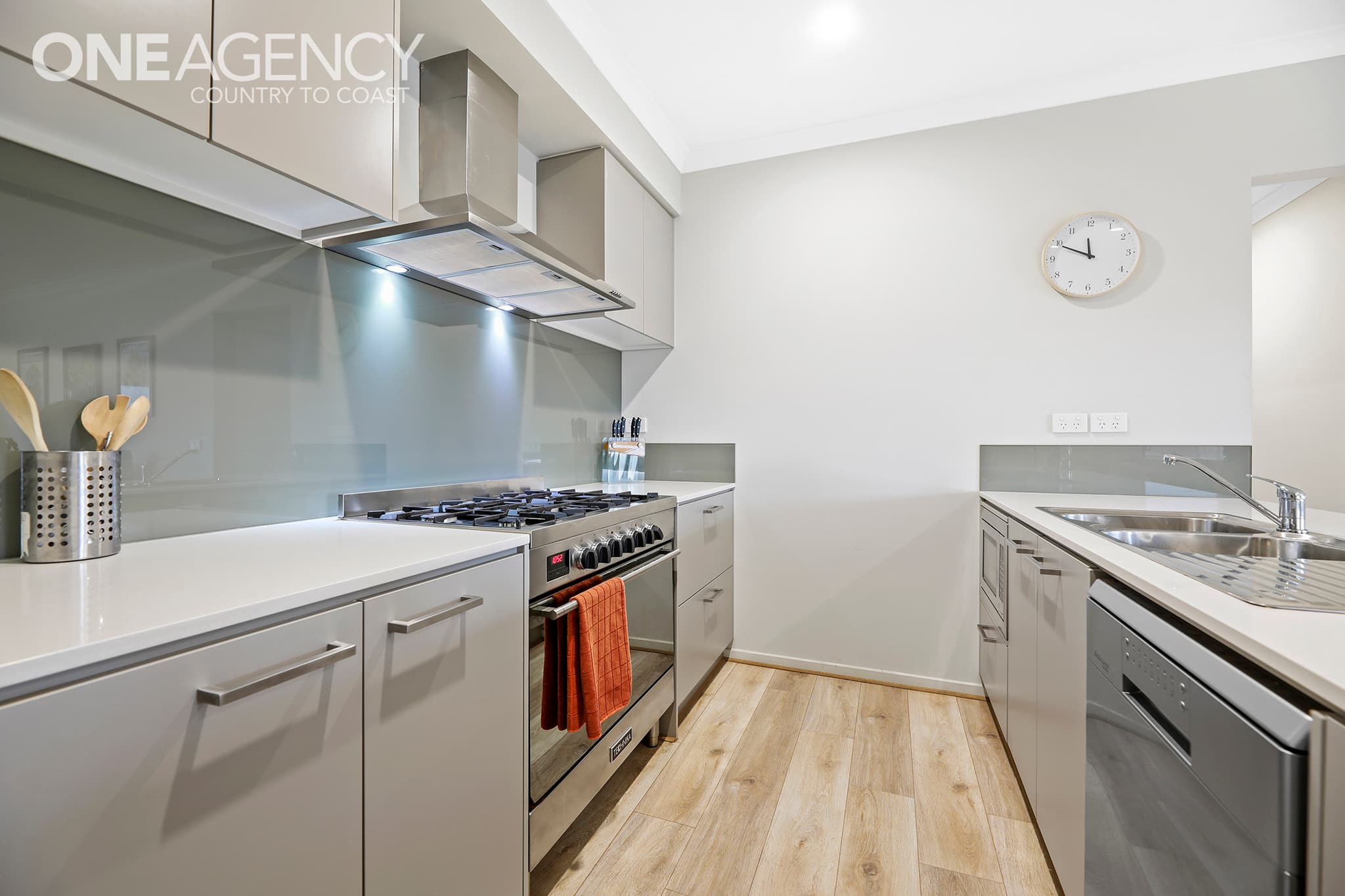 34 Sunnybrook Avenue, Warragul, Warragul - Thumbnail 4